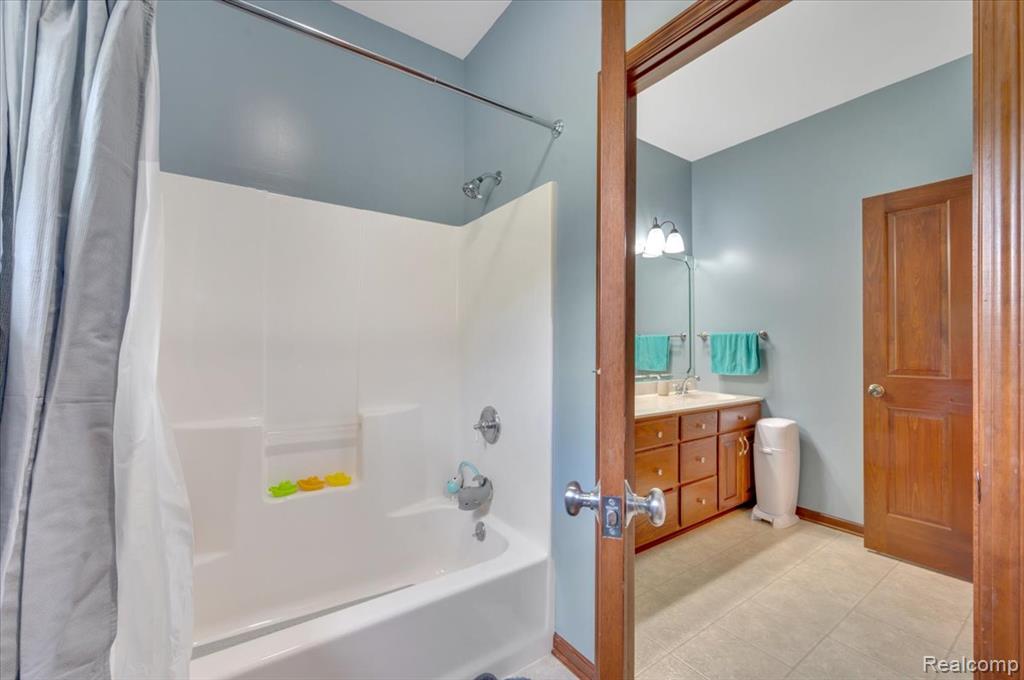 474 N Summers Road, Imlay City, MI 48444 — Photo 35