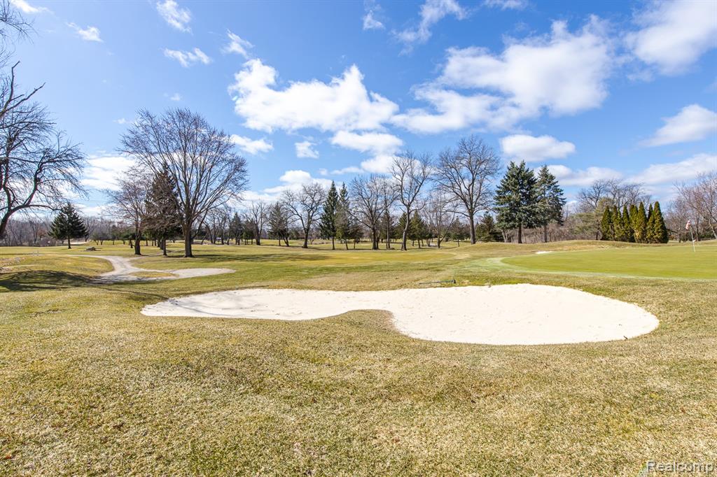 5710 Pinecroft Court, Clarkston, MI — Photo 39