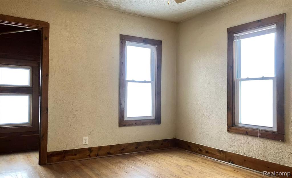 66 N TELEGRAPH Road, Pontiac, MI 48341 — Photo 12