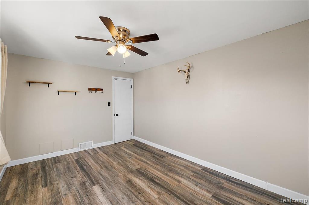 515 S Webik Avenue, Clawson, MI — Photo 34