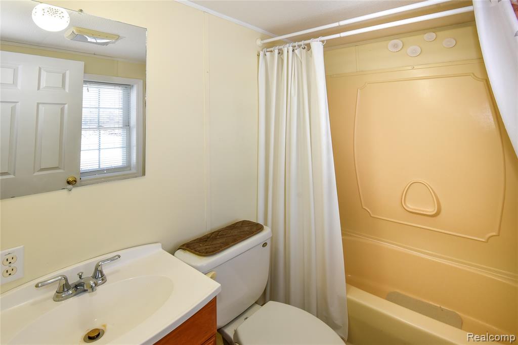 1094 Blamer Road, Fairview, MI 48621 — Photo 39