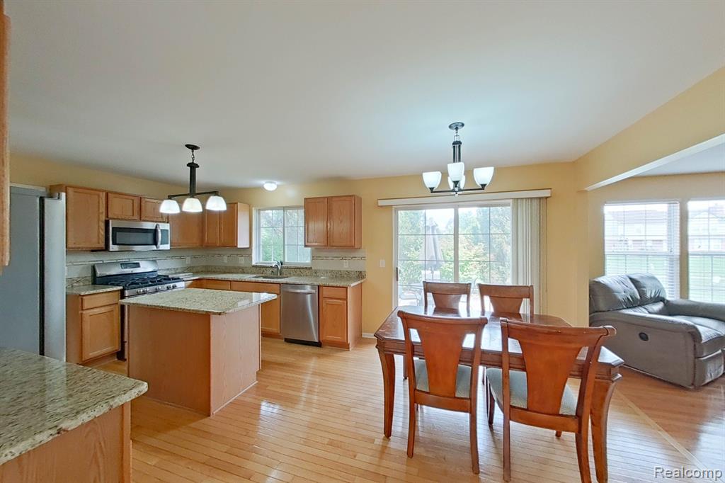 2285 STANTON Street, Canton, MI 48188 — Photo 16