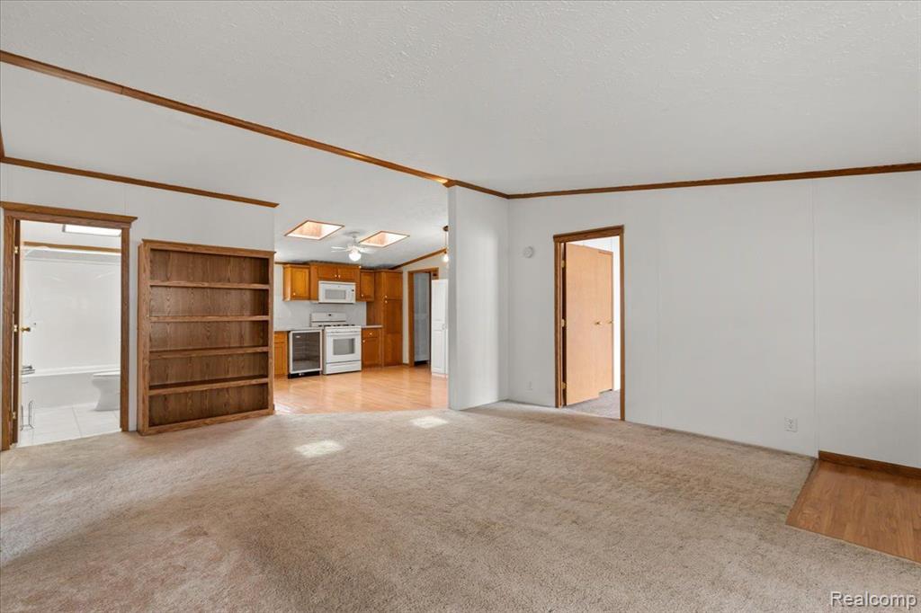 150 S Staebler Rd. , Lot 910, Ann Arbor, MI 48103 — Photo 5
