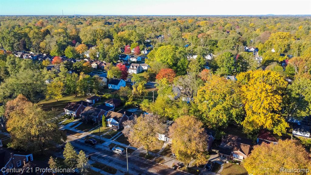 18951 Edinborough Road, Detroit, MI 48219 — Photo 38
