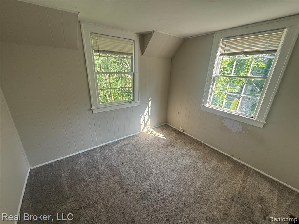 958 N Chevrolet Avenue, Flint, MI 48504 — Photo 11