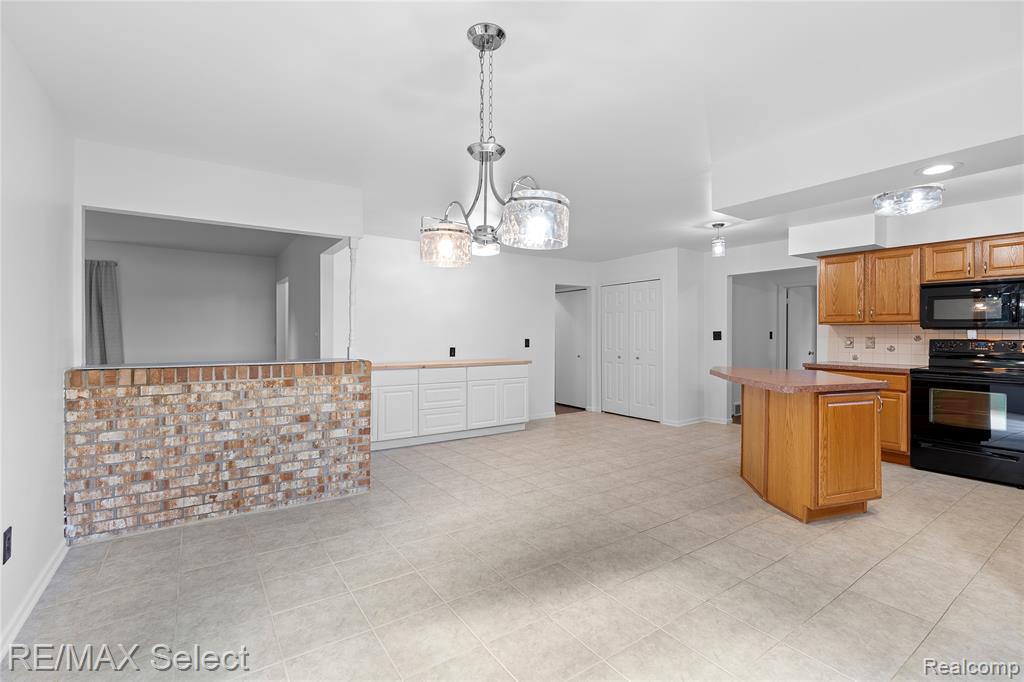 15451 Whitaker Road, Linden, MI 48451 — Photo 20