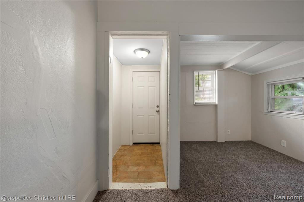 80 Michigan Avenue, Pontiac, MI 48342 — Photo 7