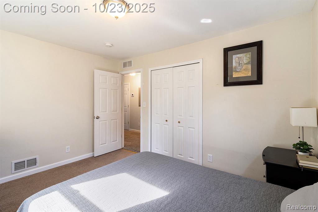809 Richard Street, Holly, MI 48442 — Photo 13