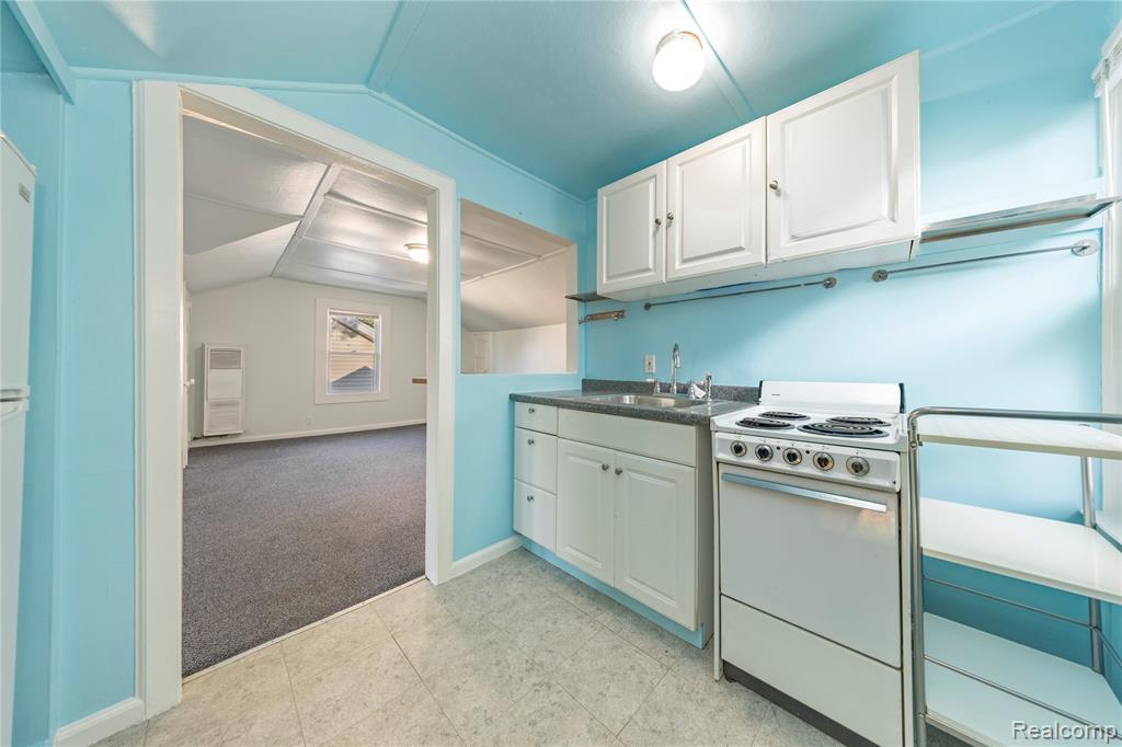 421 W Troy Street, Ferndale, MI 48220 — Photo 25