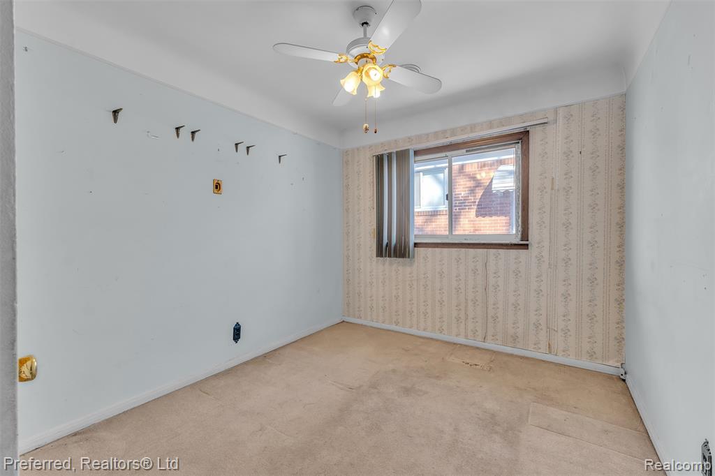 7302 Nightingale Street, Dearborn Heights, MI 48127 — Photo 11