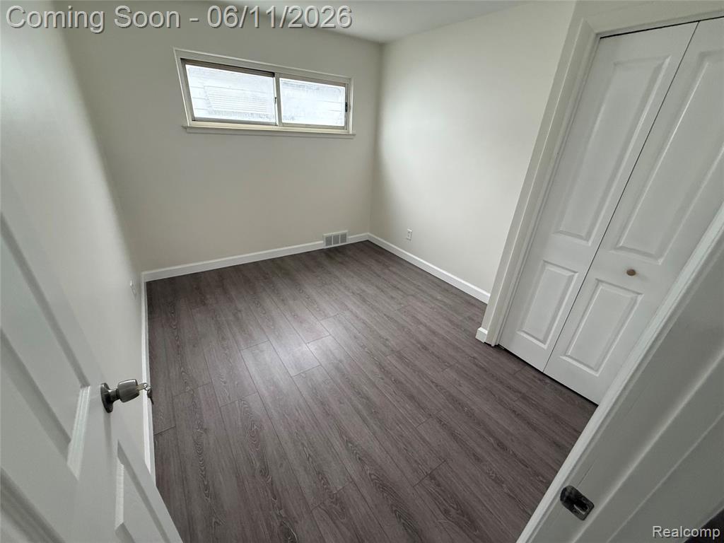 5363 Culver Street, Dearborn Heights, MI 48125 — Photo 8