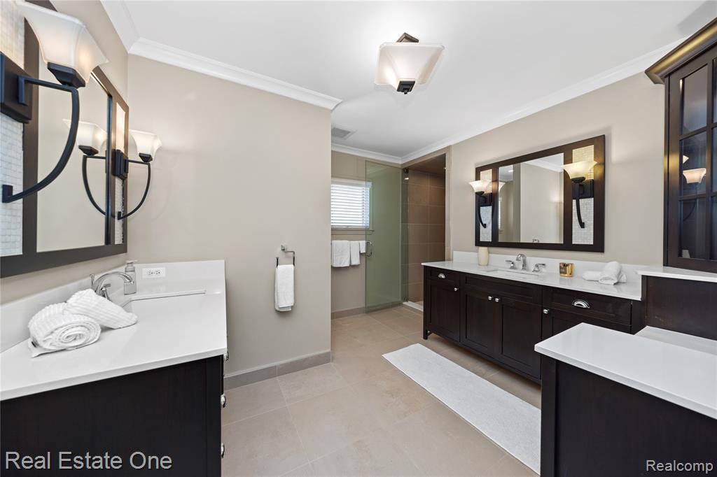8124 Huntington Road, Huntington Woods, MI — Photo 19