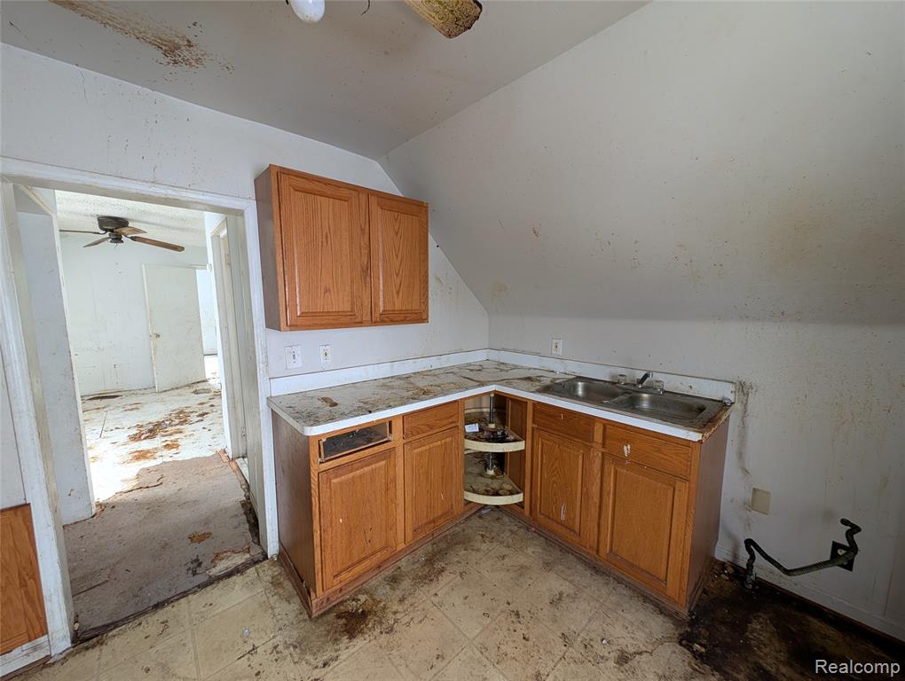 3808 Cadieux Road, Detroit, MI 48224 — Photo 21