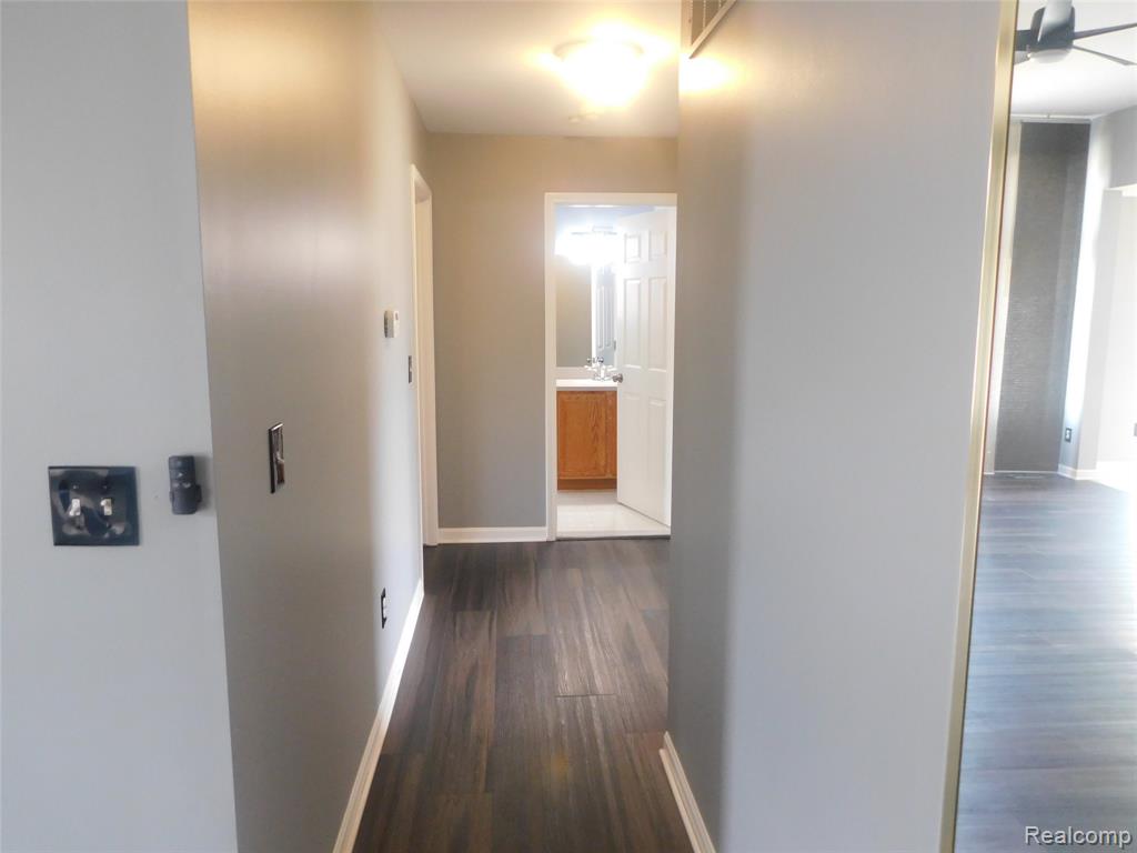 52025 HICKORY Drive, Chesterfield, MI 48047 — Photo 29