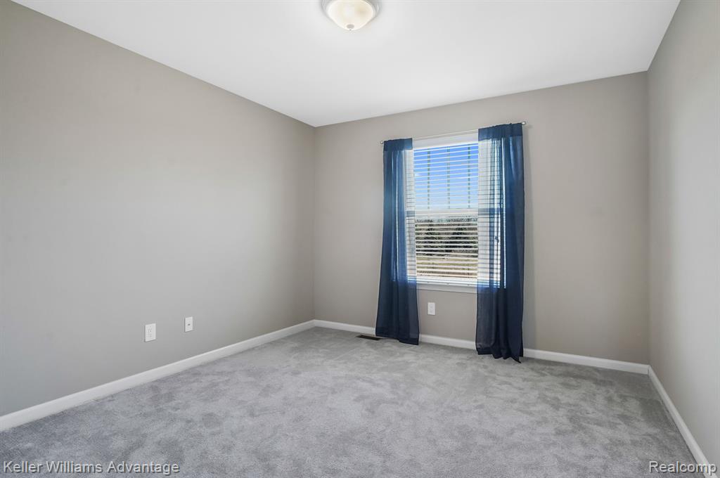 5698 Mesa Verde Trail, White Lake, MI 48383 — Photo 16
