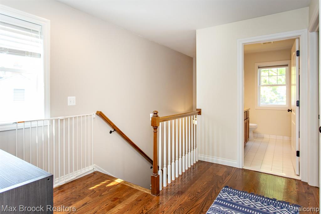 924 N Maple Avenue, Royal Oak, MI 48067 — Photo 48