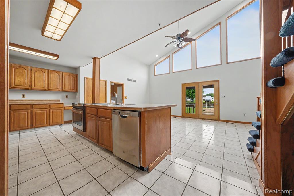 7774 Colony Drive, Clay, MI 48001 — Photo 5