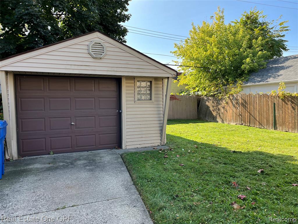 7580 WOOD Avenue, Warren, MI 48091 — Photo 14