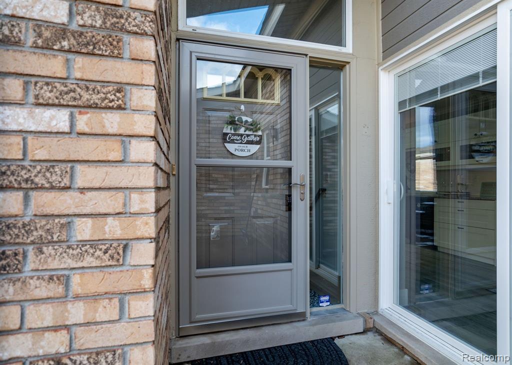 50130 DECOOK Court, Macomb, MI 48044 — Photo 4