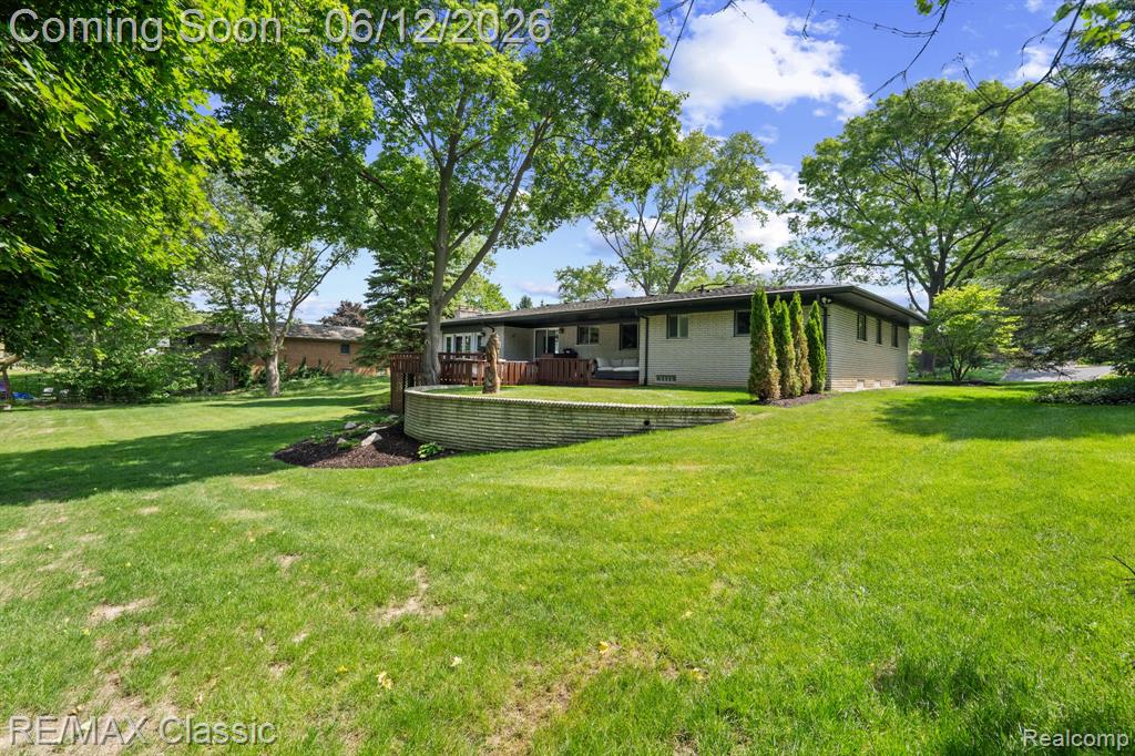12901 Drury Lane, Plymouth, MI 48170 — Photo 34