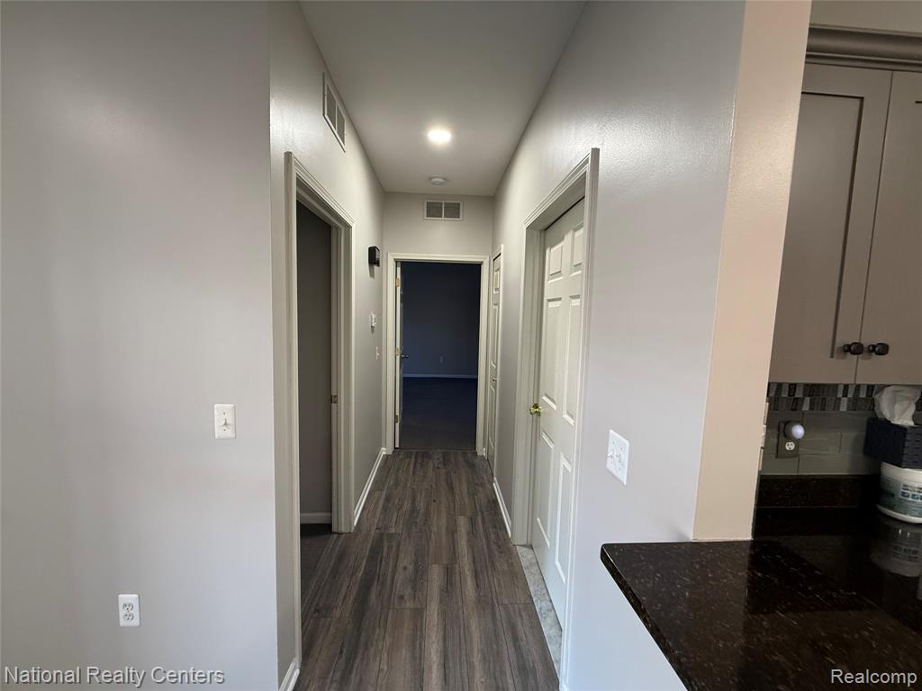 5686 Acorn Lane, Sterling Heights, MI 48314 — Photo 10