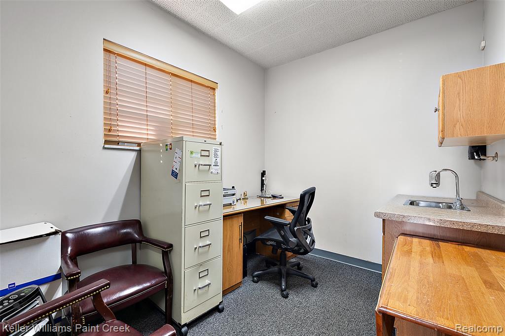 16068 E 8 Mile Road, Detroit, MI 48205 — Photo 22