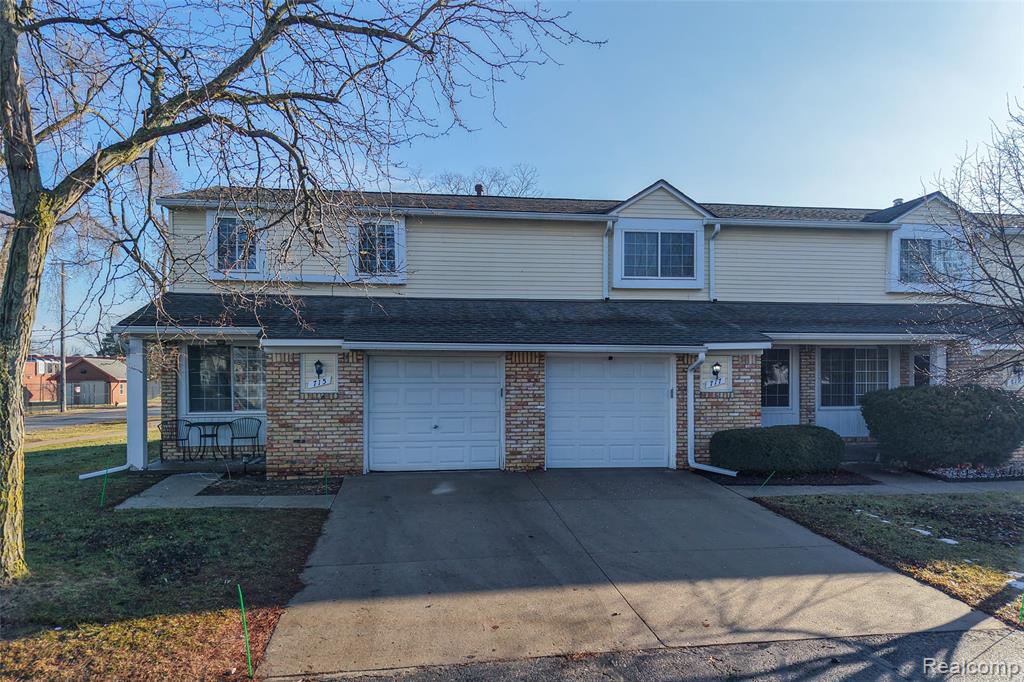 715 Cape Cod, 1, South Lyon, MI 48178 — front exterior