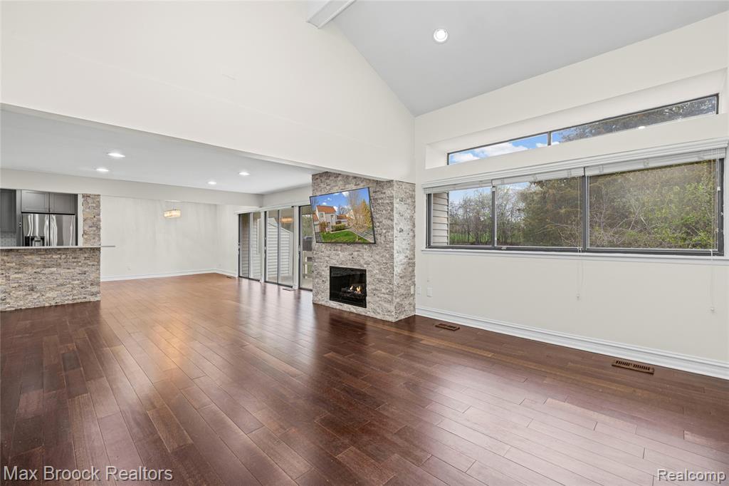 5324 Fairway Court, West Bloomfield, MI 48323 — Photo 16