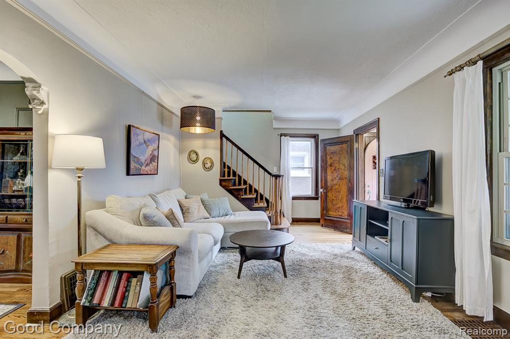 5856 Hartwell Street, Dearborn, MI 48126 — Photo 9
