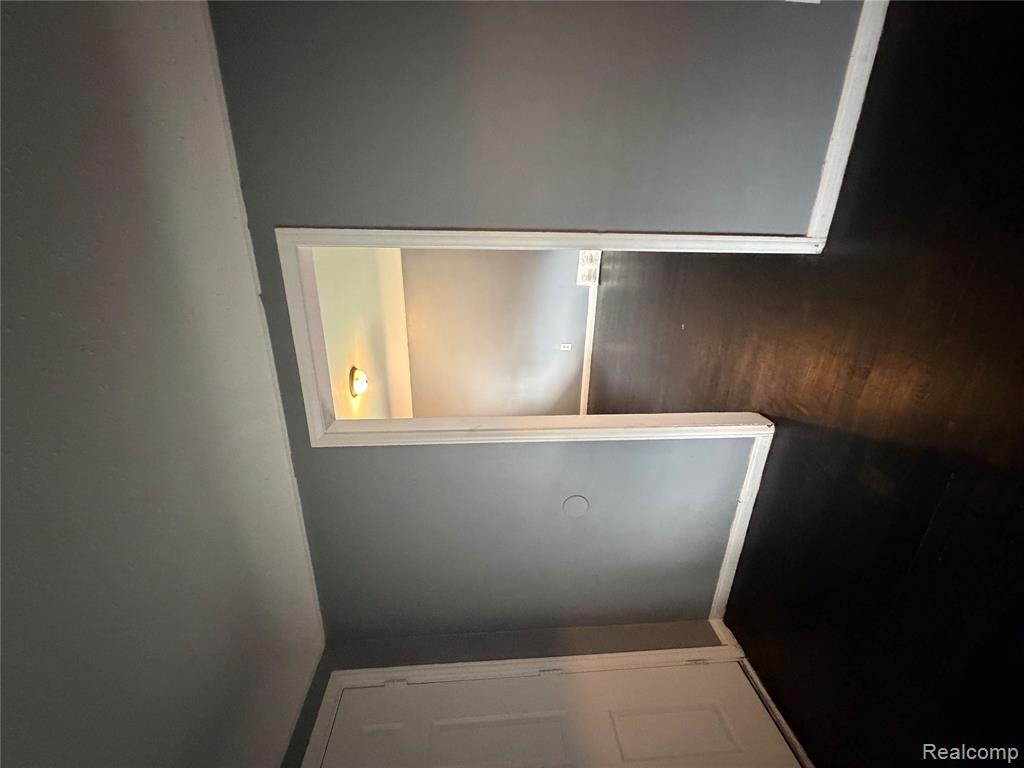 7633 Fielding Street, Detroit, MI 48228 — Photo 11