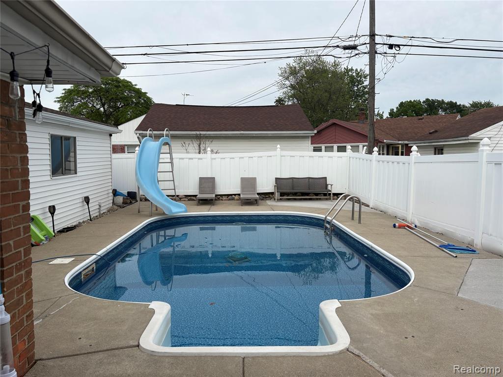 18271 Marsha Street, Riverview, MI 48193 — Photo 3