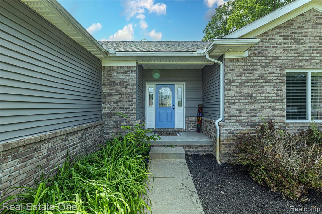 428 Pheasant Ridge Court, Ortonville, MI 48462 — Photo 48