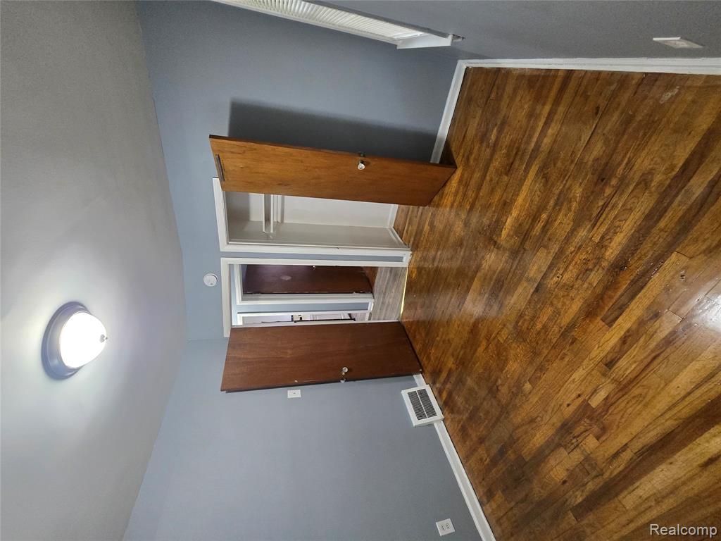 7683 Greenview Avenue, Detroit, MI 48228 — Photo 17