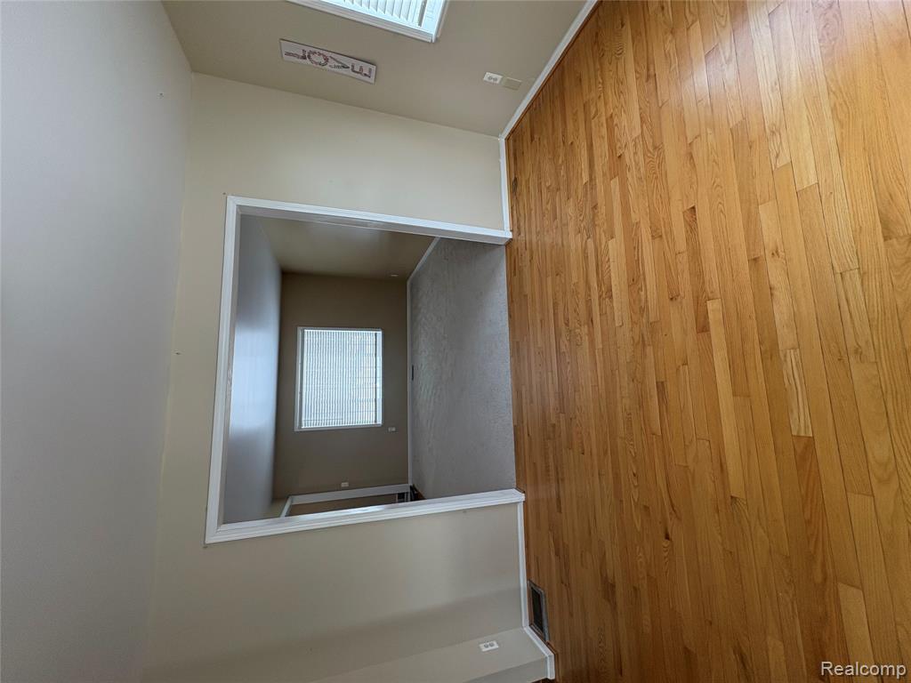 860 Eagle Heights Drive E, South Lyon, MI 48178 — Photo 3