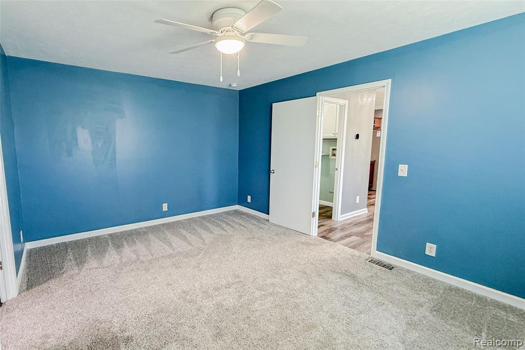 41021 Old Michigan Ave, 39 A, Canton, MI 48188 — Photo 22