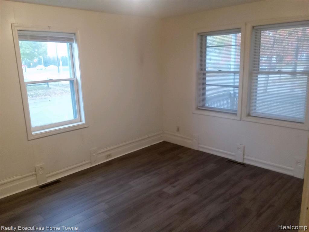 1101 Ward Street, Port Huron, MI 48060 — Photo 8