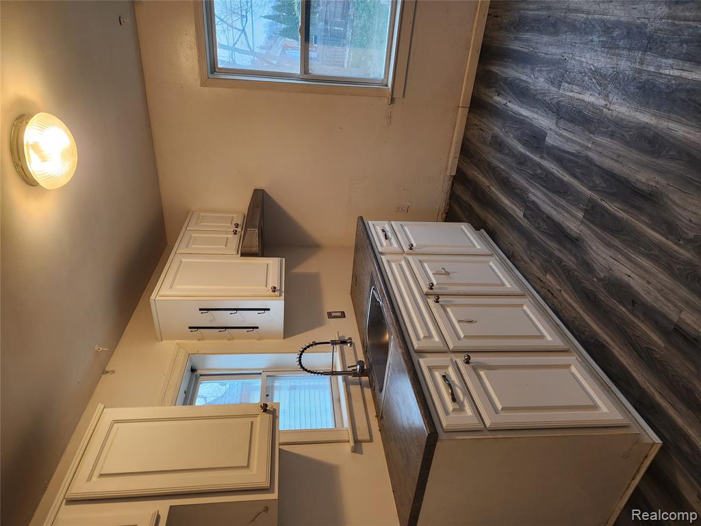 965 Voorheis Street, Pontiac, MI 48341 — Photo 6