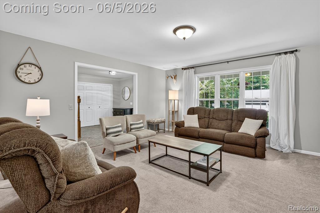 15129 Locust Grove Drive, Byron, MI 48418 — Photo 8