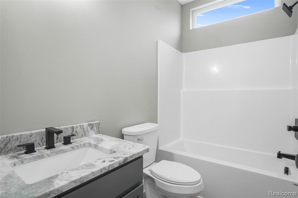 9161 Copper Ridge Drive, Davison, MI 48423 — Photo 19