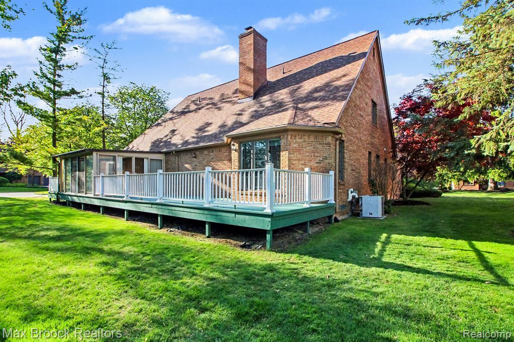 21850 Dover Court, Beverly Hills, MI 48025 — Photo 28