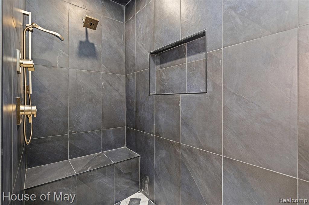 10890 Hillway Drive, White Lake, MI — Photo 24