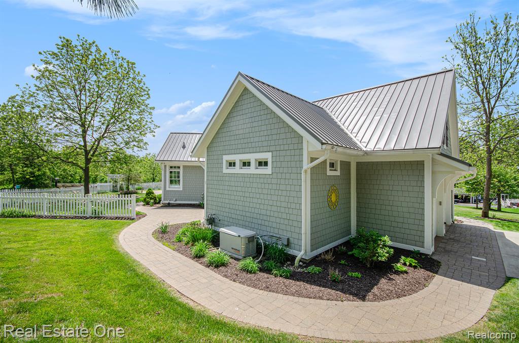 575 Tracy Lane, Milford, MI 48381 — Photo 50