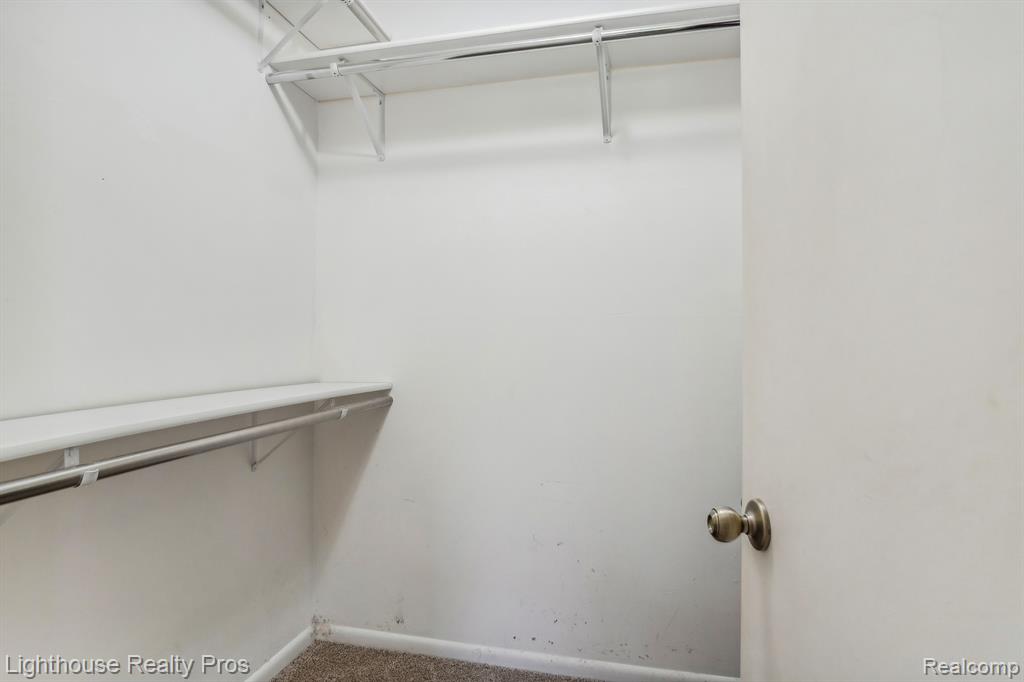 67640 W 8 MILE Road, South Lyon, MI 48178 — Photo 25