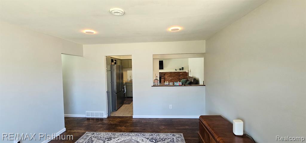 8743 Holly Drive, Canton, MI 48187 — Photo 7