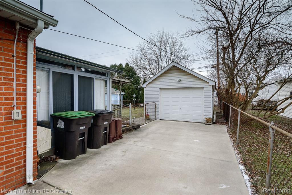 7904 ELM Street, Taylor, MI 48180 — Photo 29