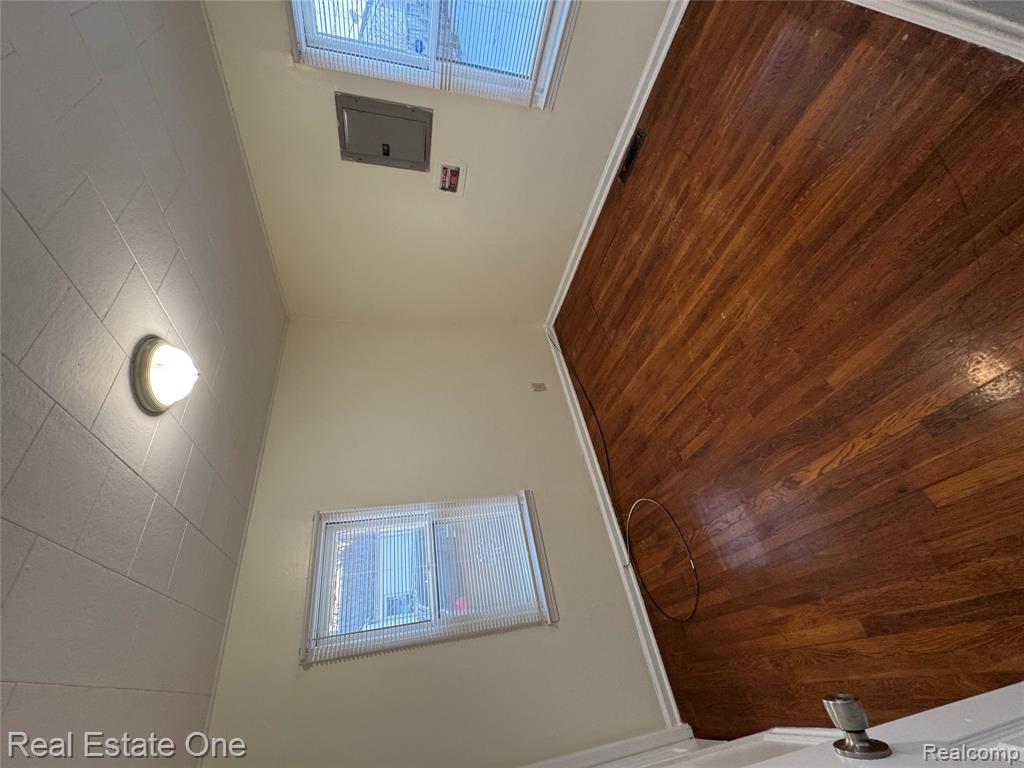 7535 Meadow Avenue, Warren, MI 48091 — Photo 9