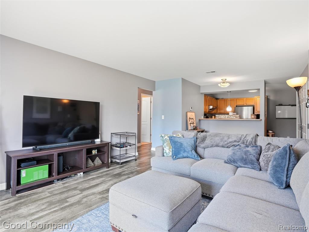 952 Bloomfield Village Boulevard, D, Auburn Hills, MI 48326 — Photo 4