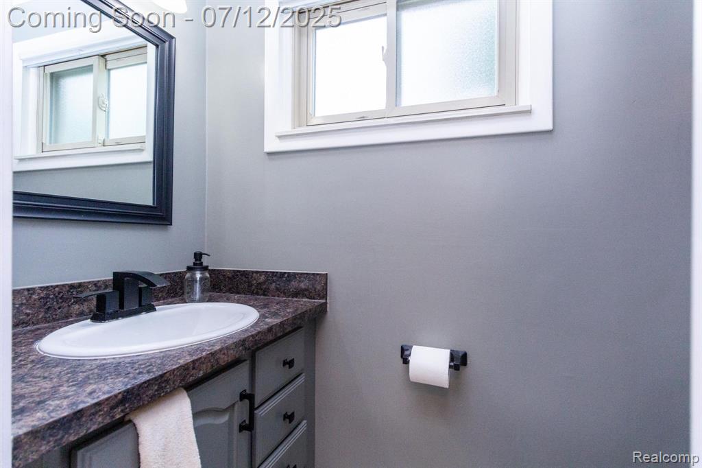 41864 Brentwood Drive, Plymouth, MI 48170 — Photo 29