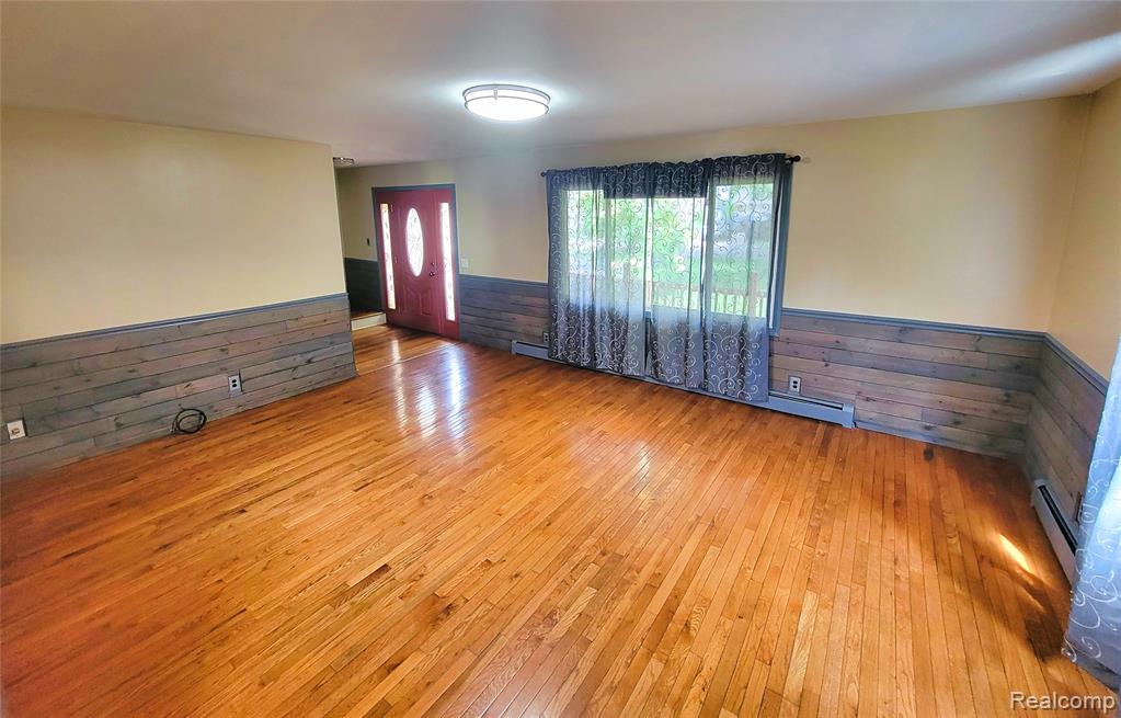 801 Holly Bush Drive, Holly, MI 48442 — Photo 7