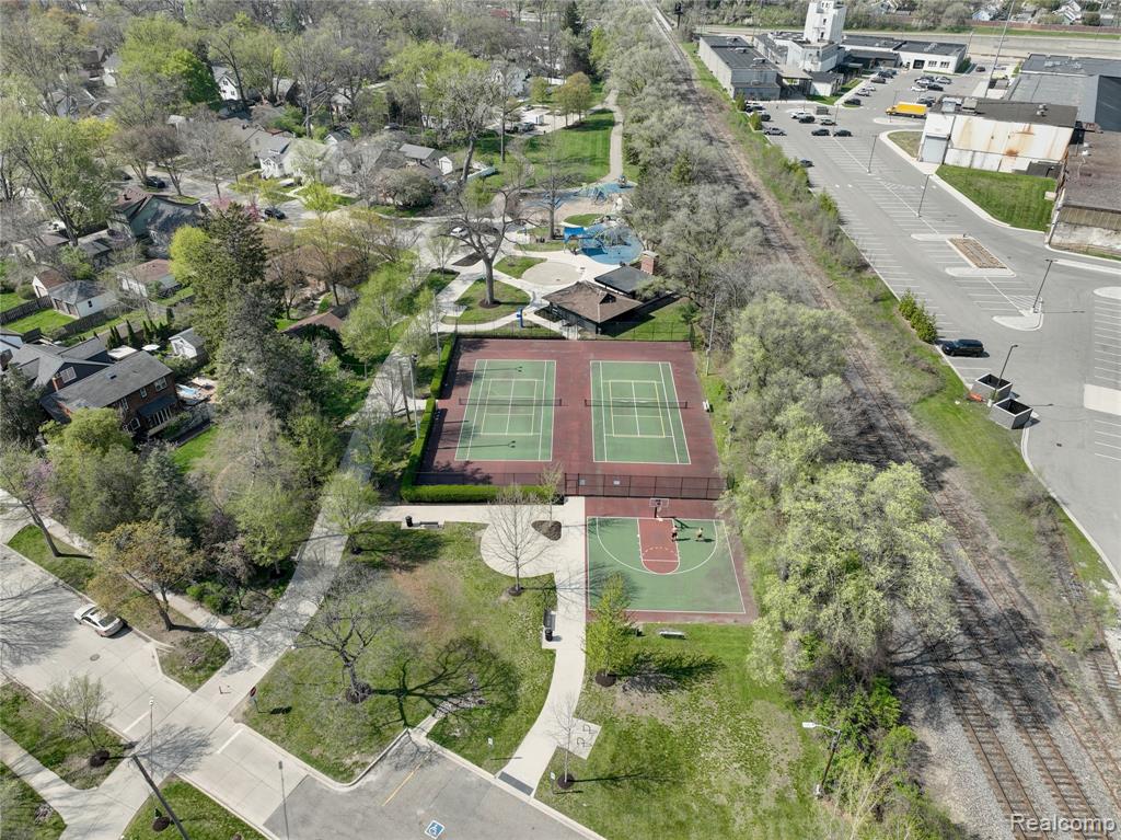59 Wellesley Drive, Pleasant Ridge, MI — Photo 40